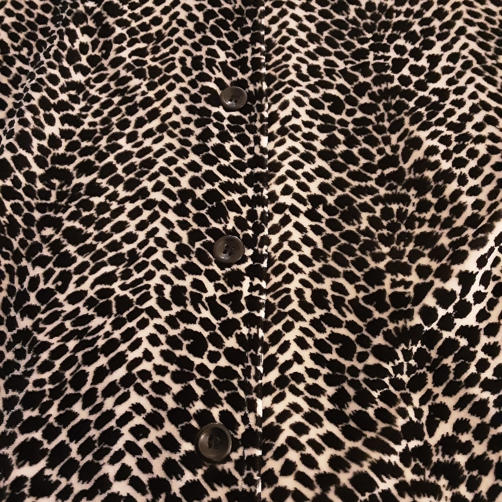 Sweater - Picture 3 of 4